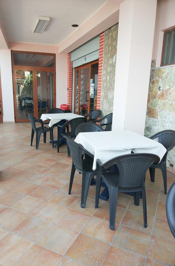 Hotel Villa Souvenir Forza dʼAgro Zewnętrze zdjęcie